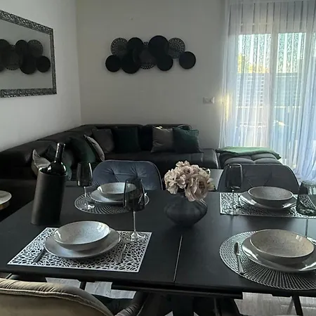 Lux Grey Apartment Zadar