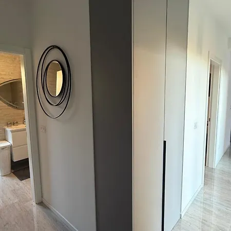 Lux Grey Apartman *